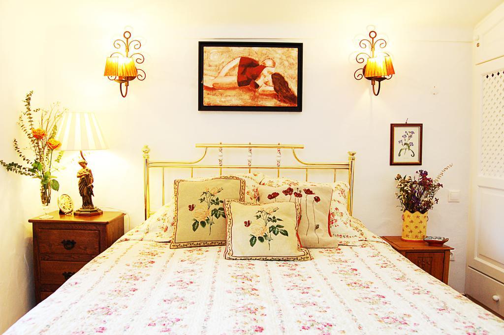 Monte Do Laranjal Hotel Monsaraz Room photo
